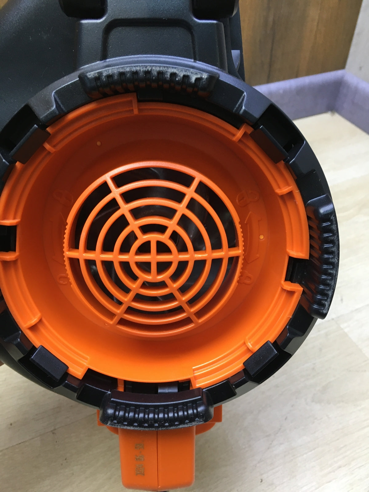 Black&Decker BEBLV301 Electric Leaf Vacuum/Blower Rake Attachment 3.0kW, I30275