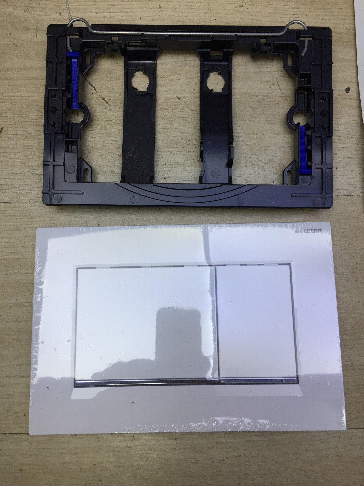 Geberit 115883KJ1 actuator plate SIGMA30 white, dual flush, I33111