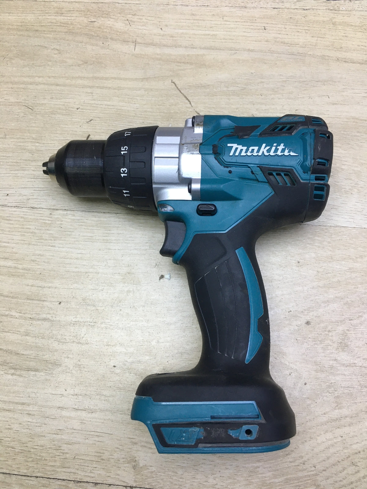 Makita DDF481RTJ cordless drill/driver, without battery, with charger, I31286