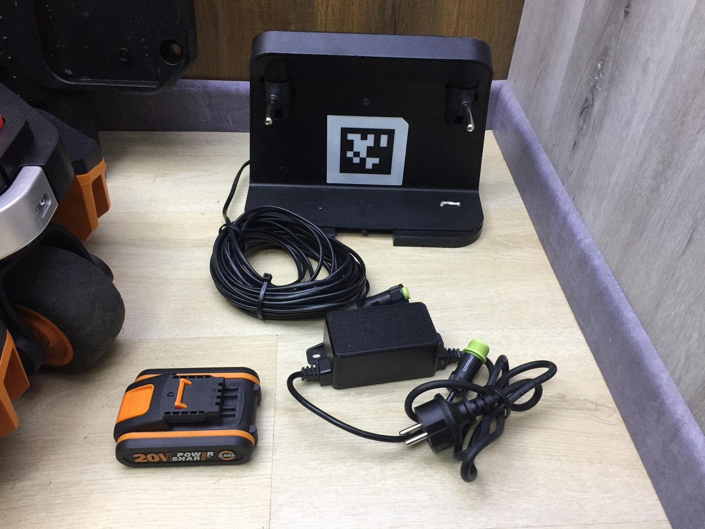 WORX Landroid Vision M600 Mähroboter WR206E.1 für Gärten bis 600m², I33604