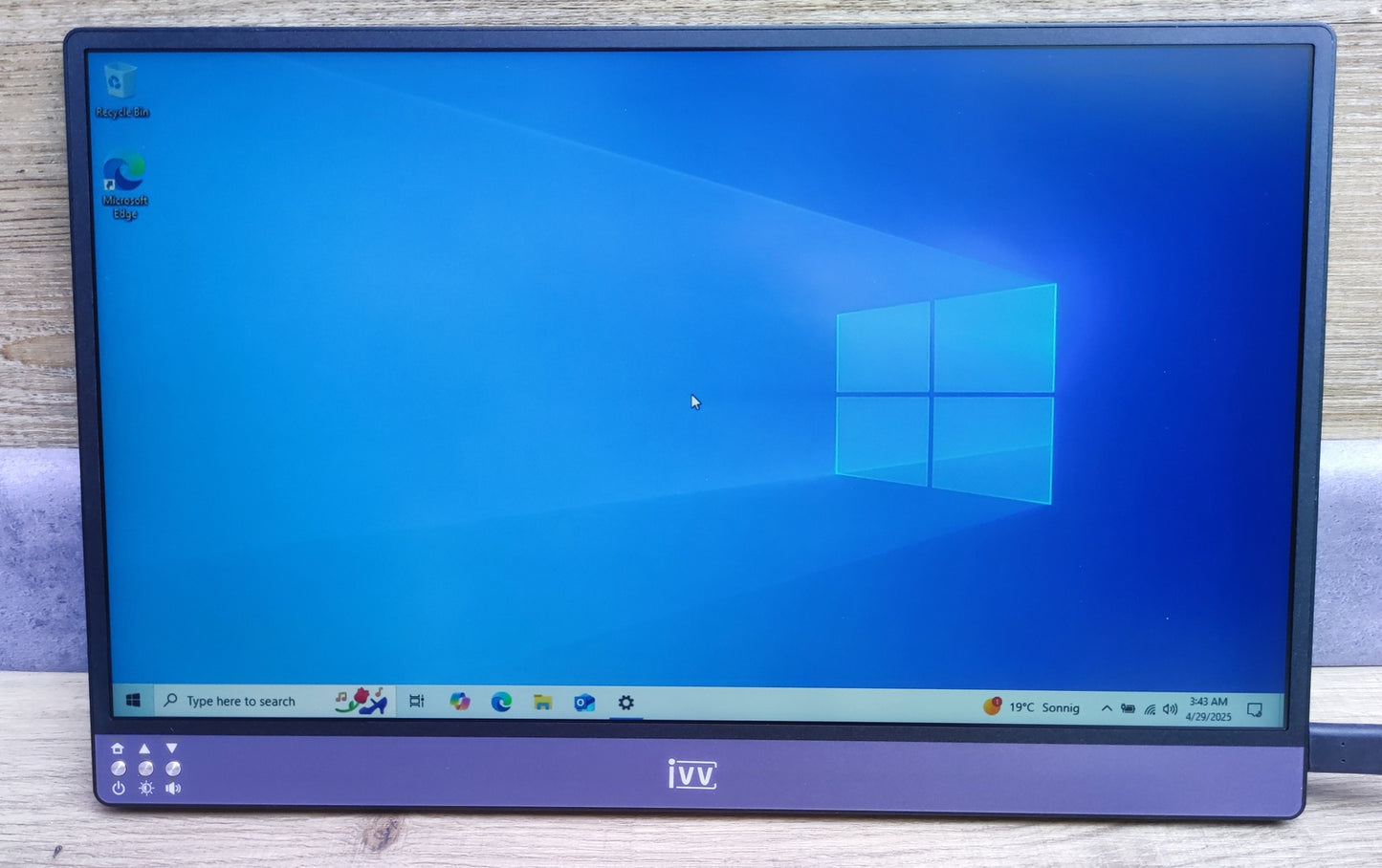 IVV Portable 4K Gaming Monitor 13.3" UHD 3840x2160 IPS USB-C HDMI Speaker