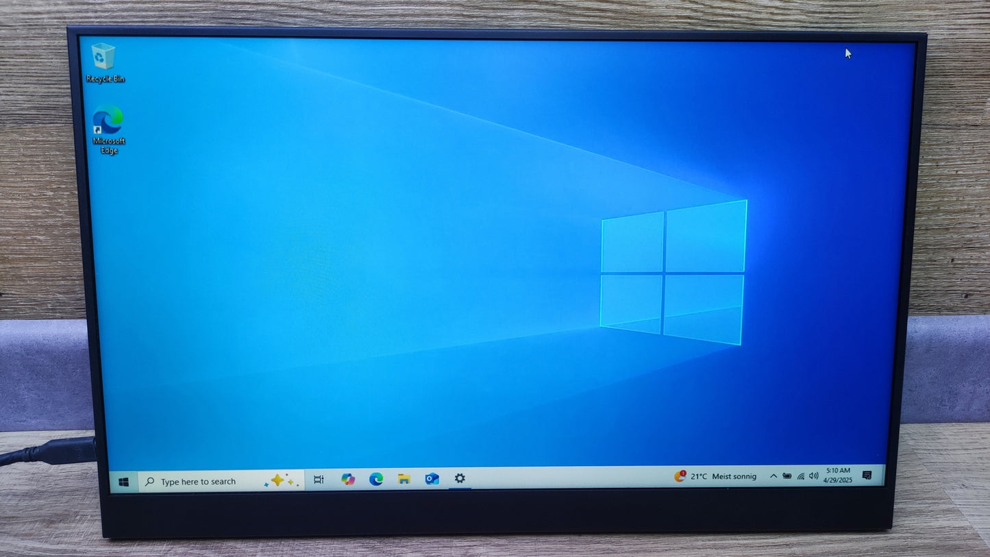 Uperfect Portable 2K Monitor 17.3" QHD 2560x1440 IPS USB-C HDMI 60Hz VESA