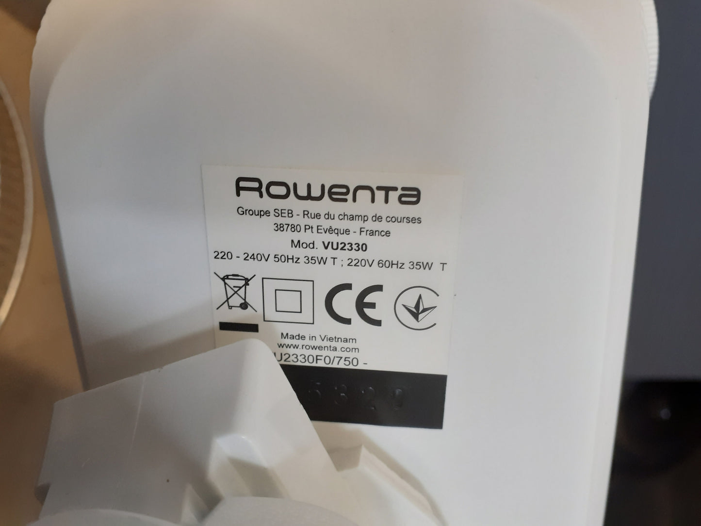 Rowenta Essential VU2330 table fan with 3 speed settings, I13782