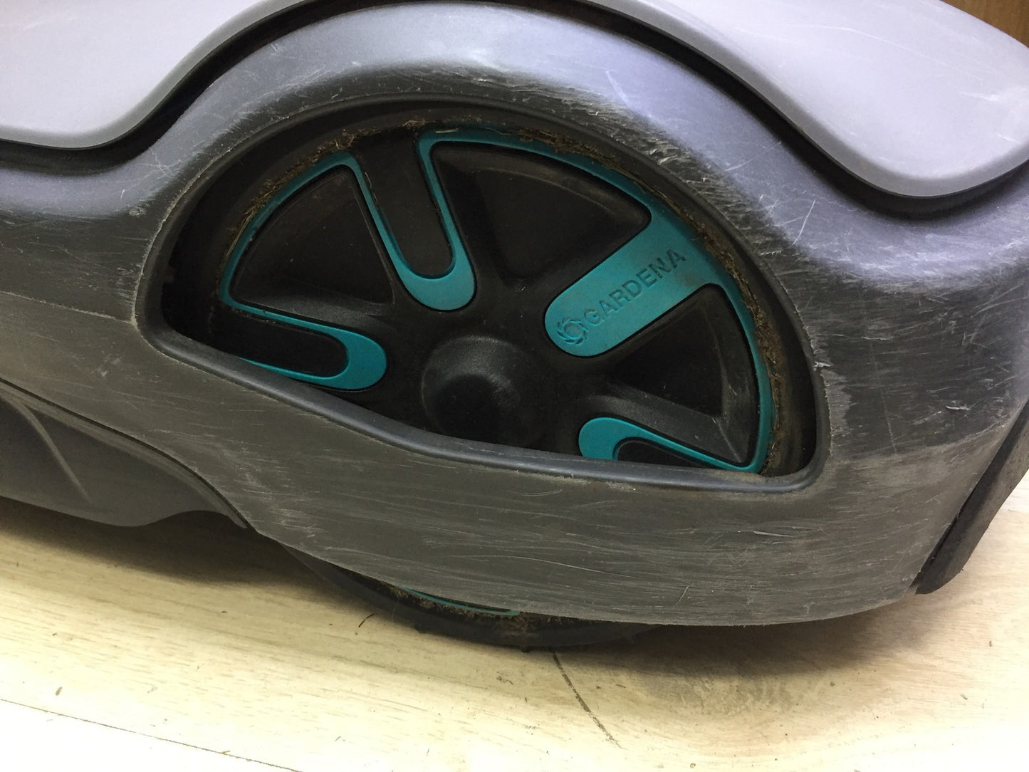 Gardena robotic lawnmower smart SILENO life 750 m² set (19701-60), I33292