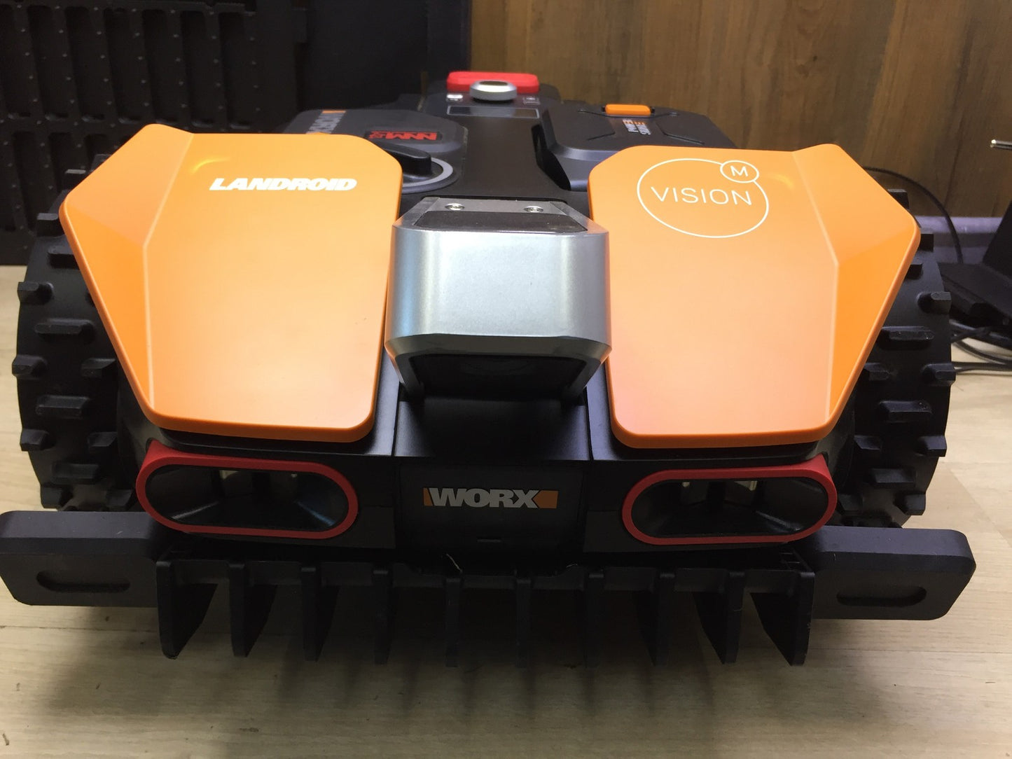 WORX Landroid Vision M600 Mähroboter WR206E.1 für Gärten bis 600m², I33579