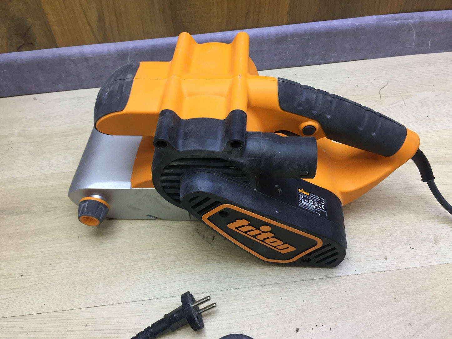 Triton T41200BS Bandschleifer 1200W 100mm I31664