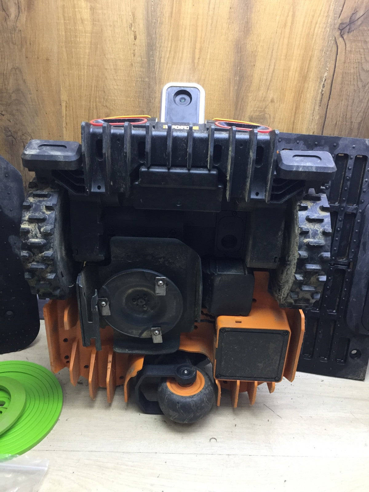 WORX Landroid Vision M600 Mähroboter WR206E, für Gärten bis 600qm, I33583