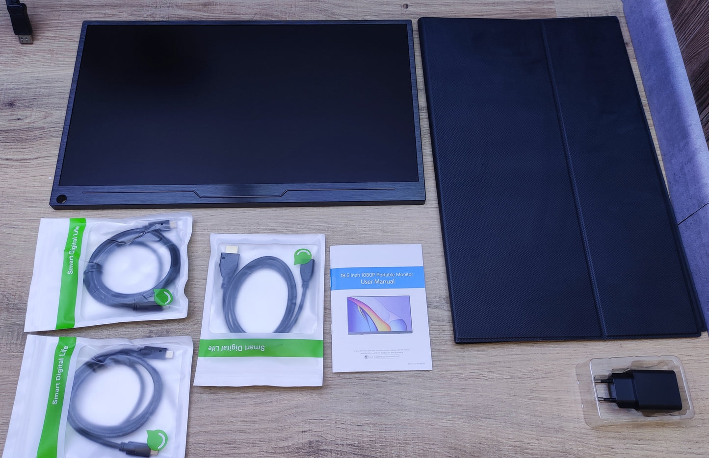 UPERFECT Portable Monitor 18.5" FHD 1920x1080 IPS HDR USB-C FreeSync 120Hz