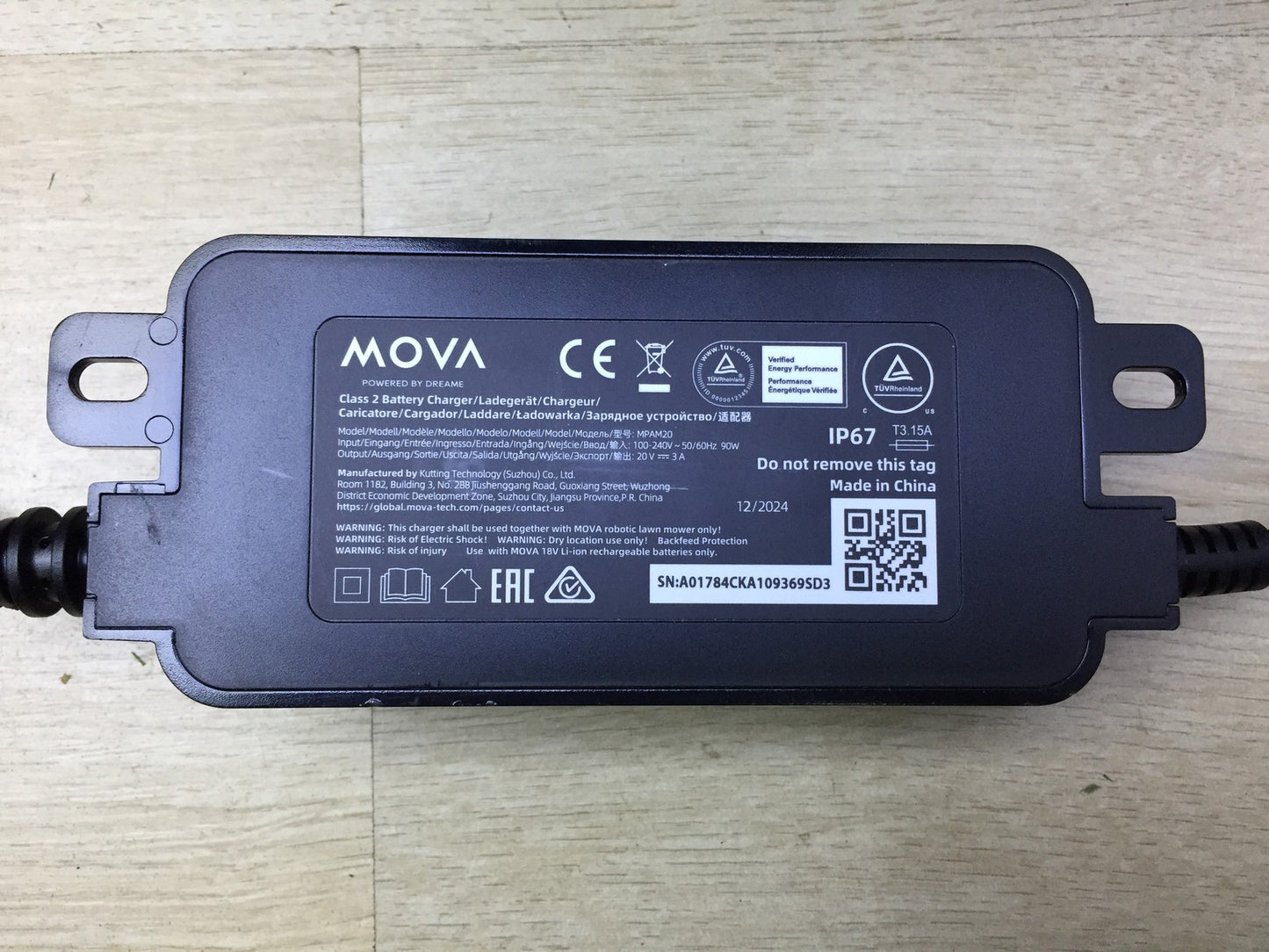Dreame Mova 1000 robotic lawnmower (MLLM4110) up to 1,000 m² 3D LiDAR wireless Wi-Fi app