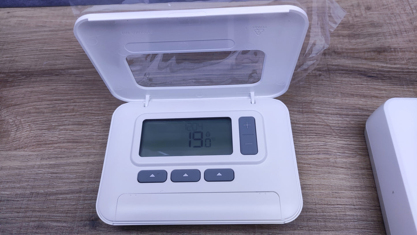 Honeywell T3R 7-Day Programmable Wireless Thermostat, I30557