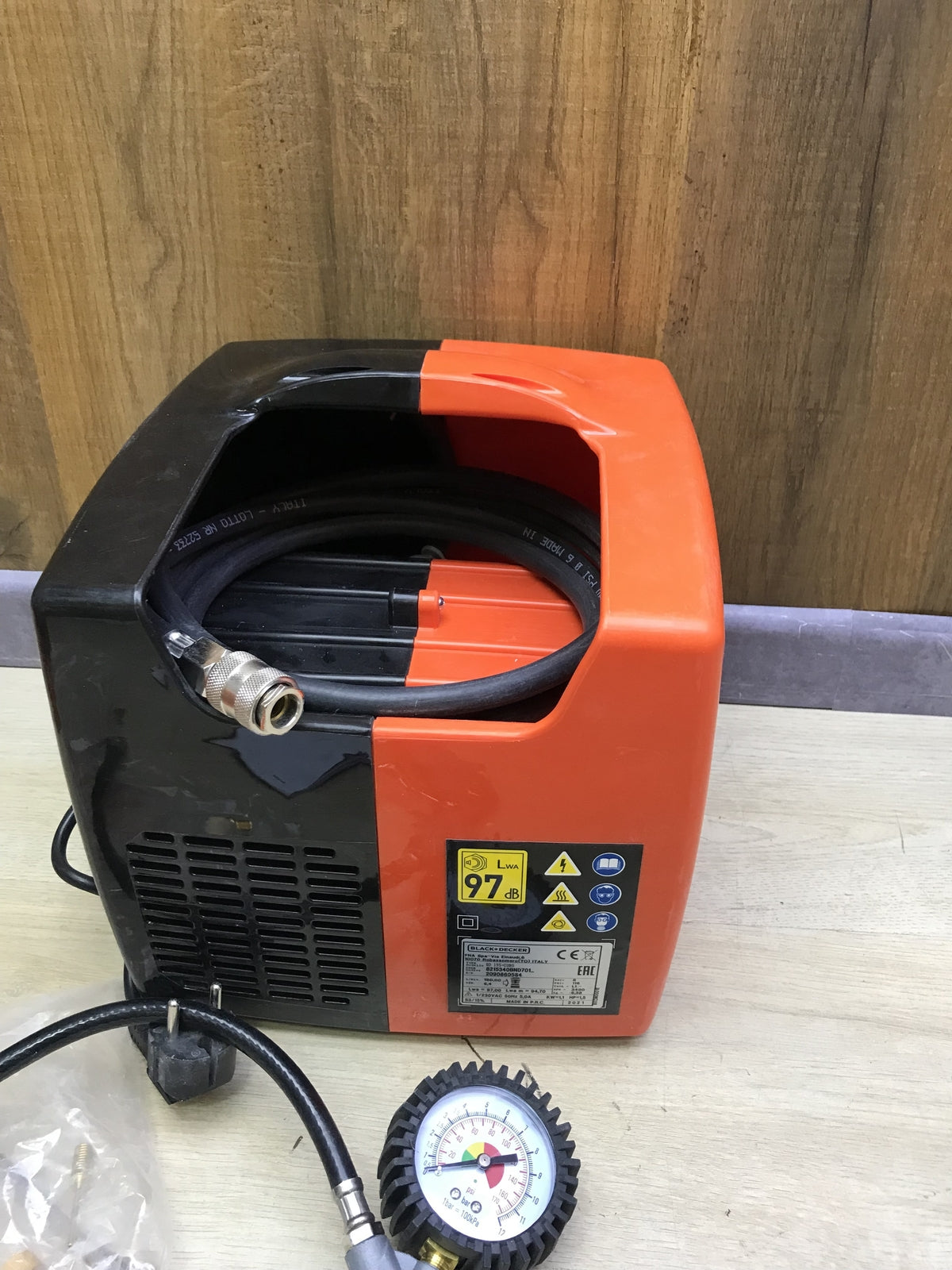 Black+Decker 8215340BND701 Air Compressor BD 195-CUBO, I31737