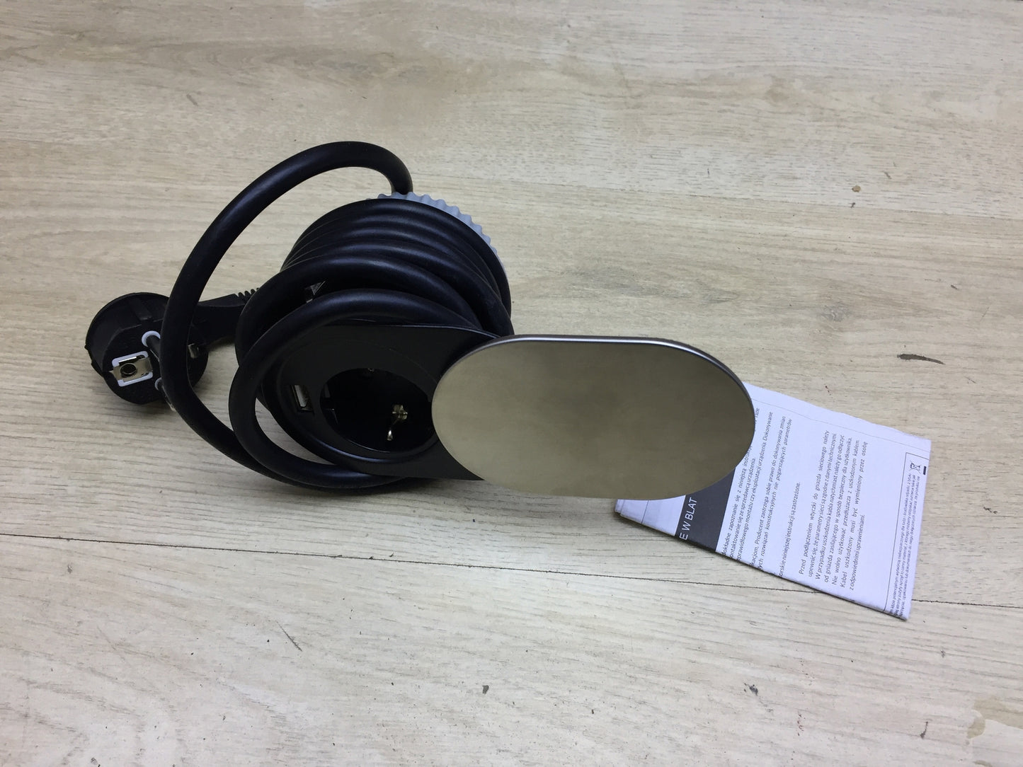 Orno OR-AE-13124 Retractable built-in power strip 1 compartment, I27529