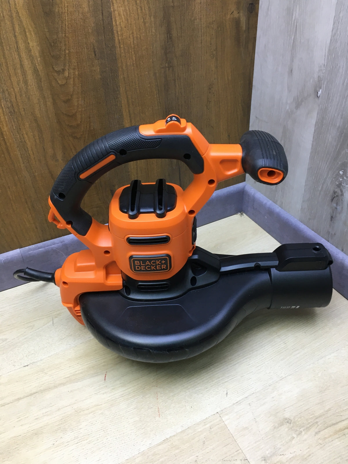 Black&Decker BEBLV301 Electric Leaf Vacuum/Blower Rake Attachment 3.0kW, I30275
