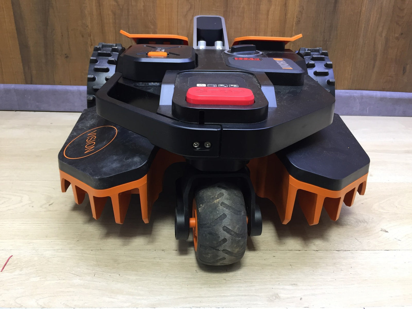 WORX Landroid Vision S250 robotic lawnmower WR202E for gardens up to 250m², I33171