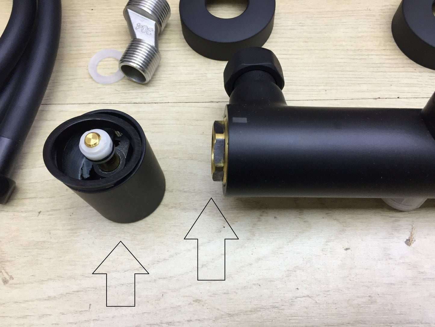 SCHÜTTE AQUADUCT Duschsystem mit Thermostat 60074, schwarz, I27005