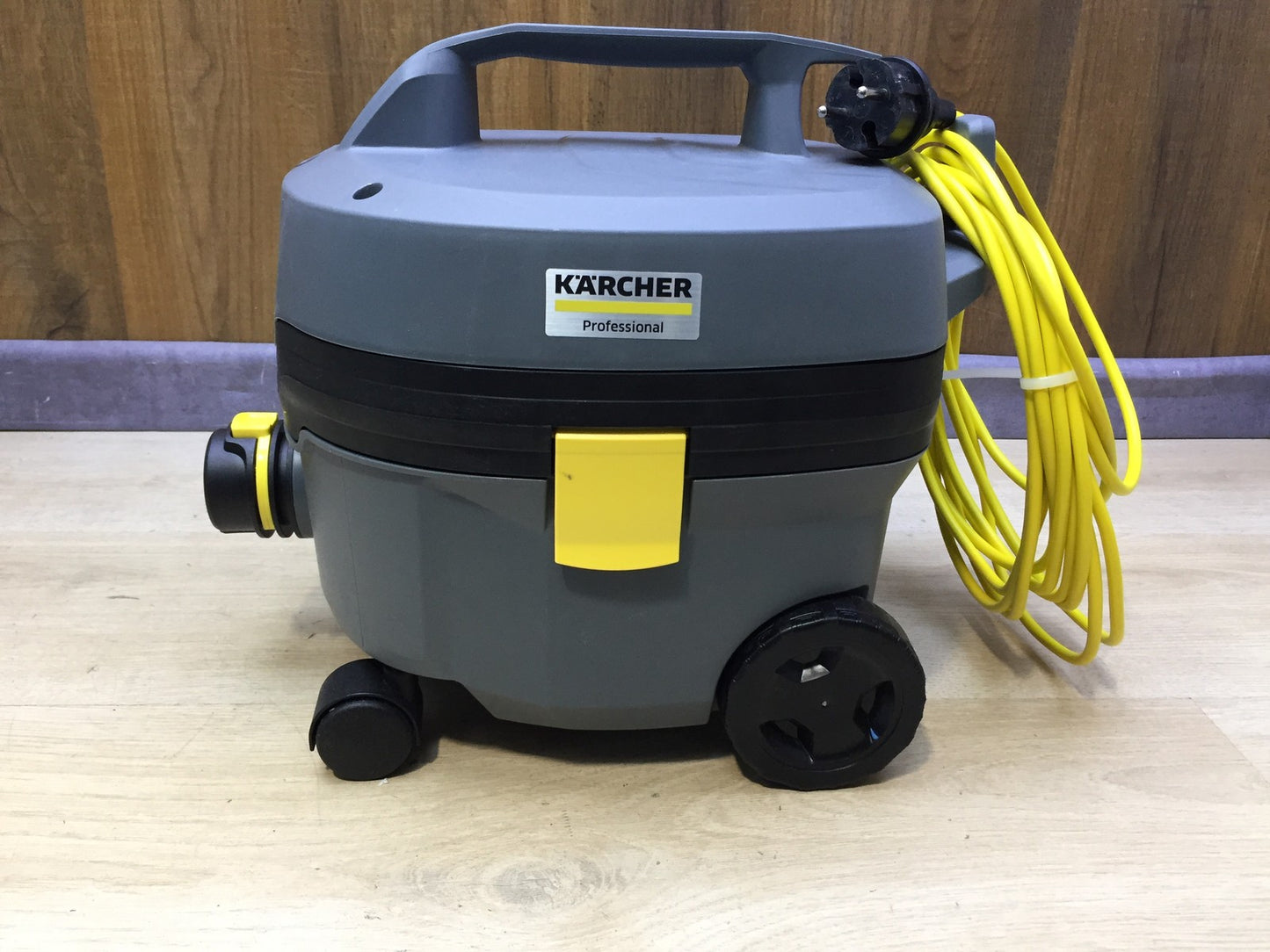 Kärcher T 7/1 Classic dry vacuum cleaner (1.527-181.0), 850W, 7L, I33486