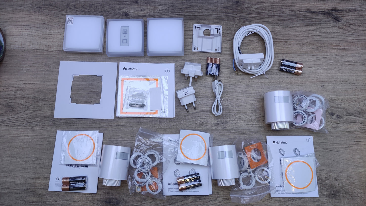 Netatmo Pack Smart Thermostat + 3 Thermostatic Heads, Remote Control, I32384