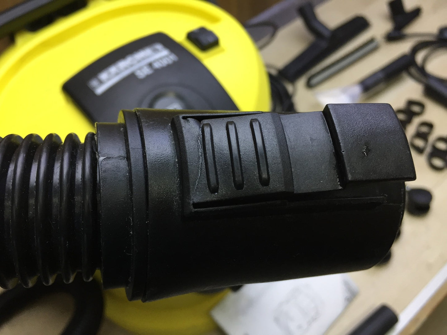 Kärcher 1.081-133.0 Wet and Dry Vacuum Cleaner SE 4001, I33254