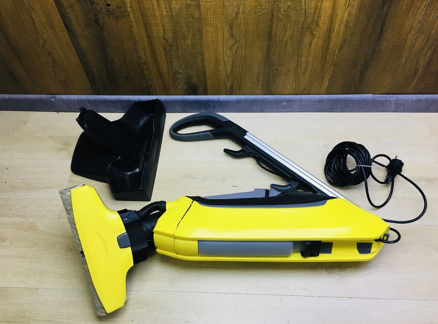 Kärcher 1.055-500.0 Hartbodenreiniger FC 5 2-in-1-Funktion, I31294