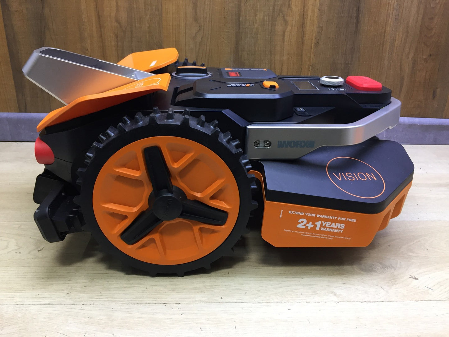 WORX Landroid Vision M550 Mähroboter WR205E für Gärten bis 550m², I33131