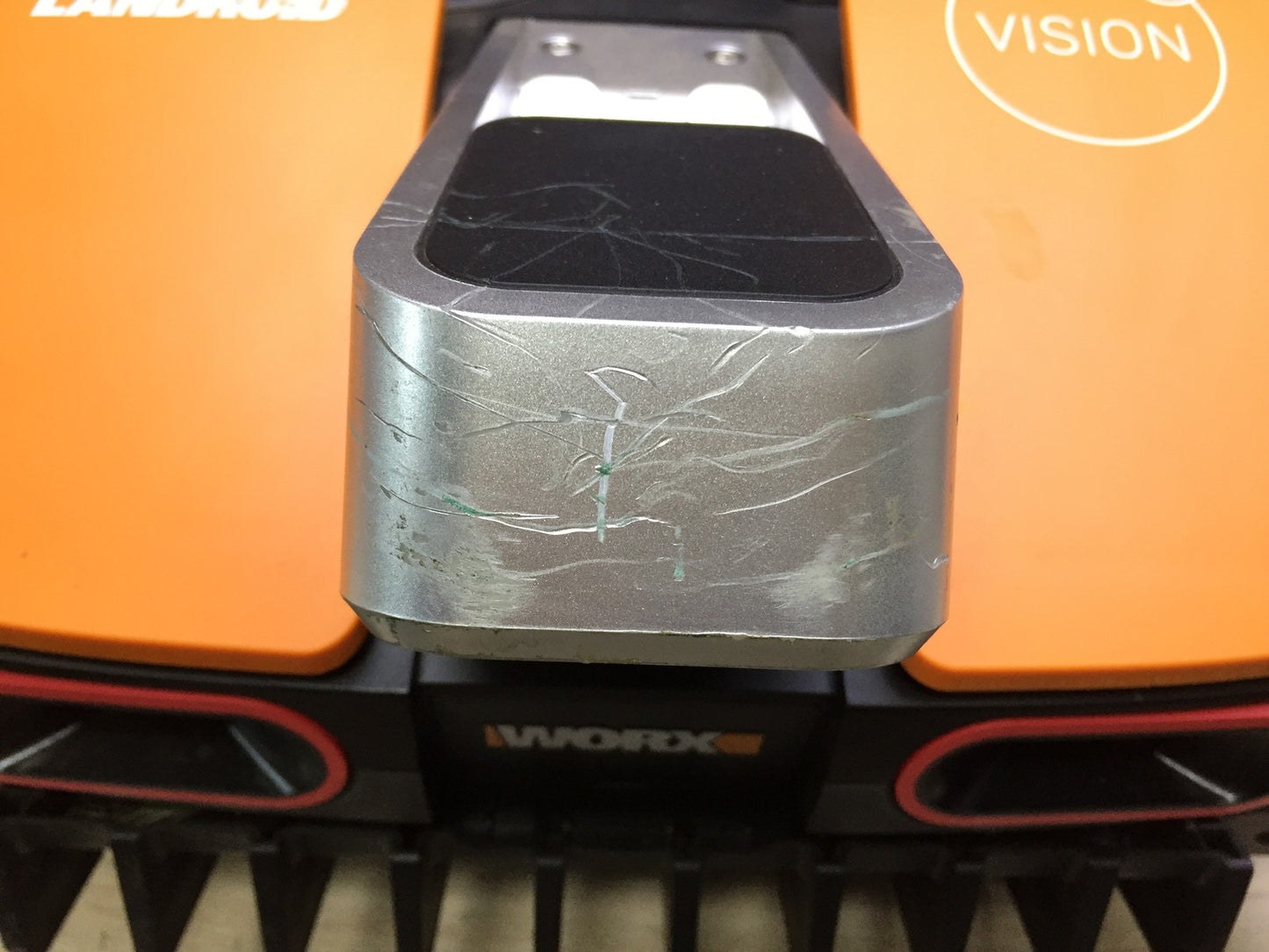 WORX Landroid Vision M600 Mähroboter WR206E.1 für Gärten bis 600m², I33645
