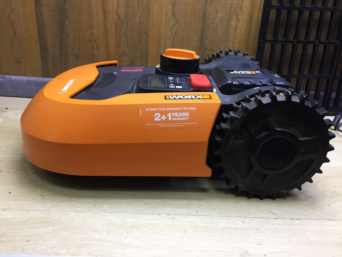 WORX Landroid L2000 WR155E robotic lawnmower, I33342