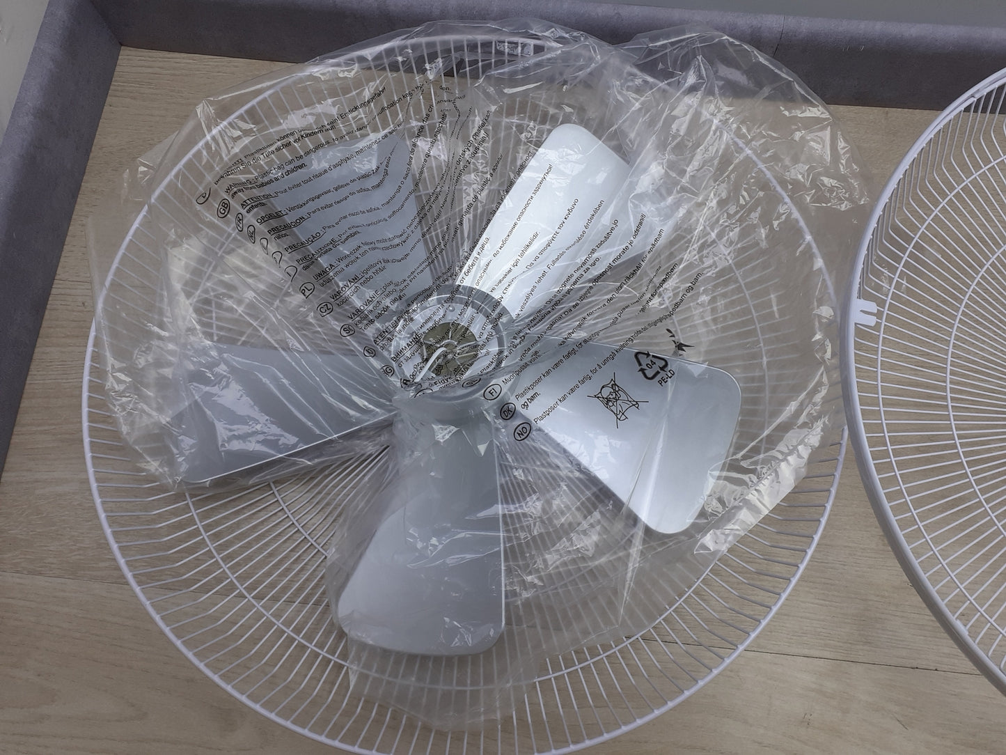 Ardes AR5D40W Silverado 40 table fan, 5 blades, 40 cm, gold-plated, I17617