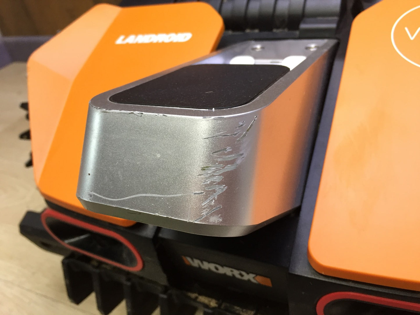 WORX Landroid Vision L1300 Mähroboter WR213E.1 für Gärten bis 1300m² I33172