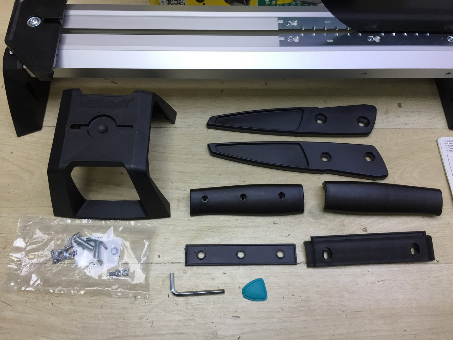 Wolfcraft VLC800 Vinyl and Laminate Cutter 6939000, I33245