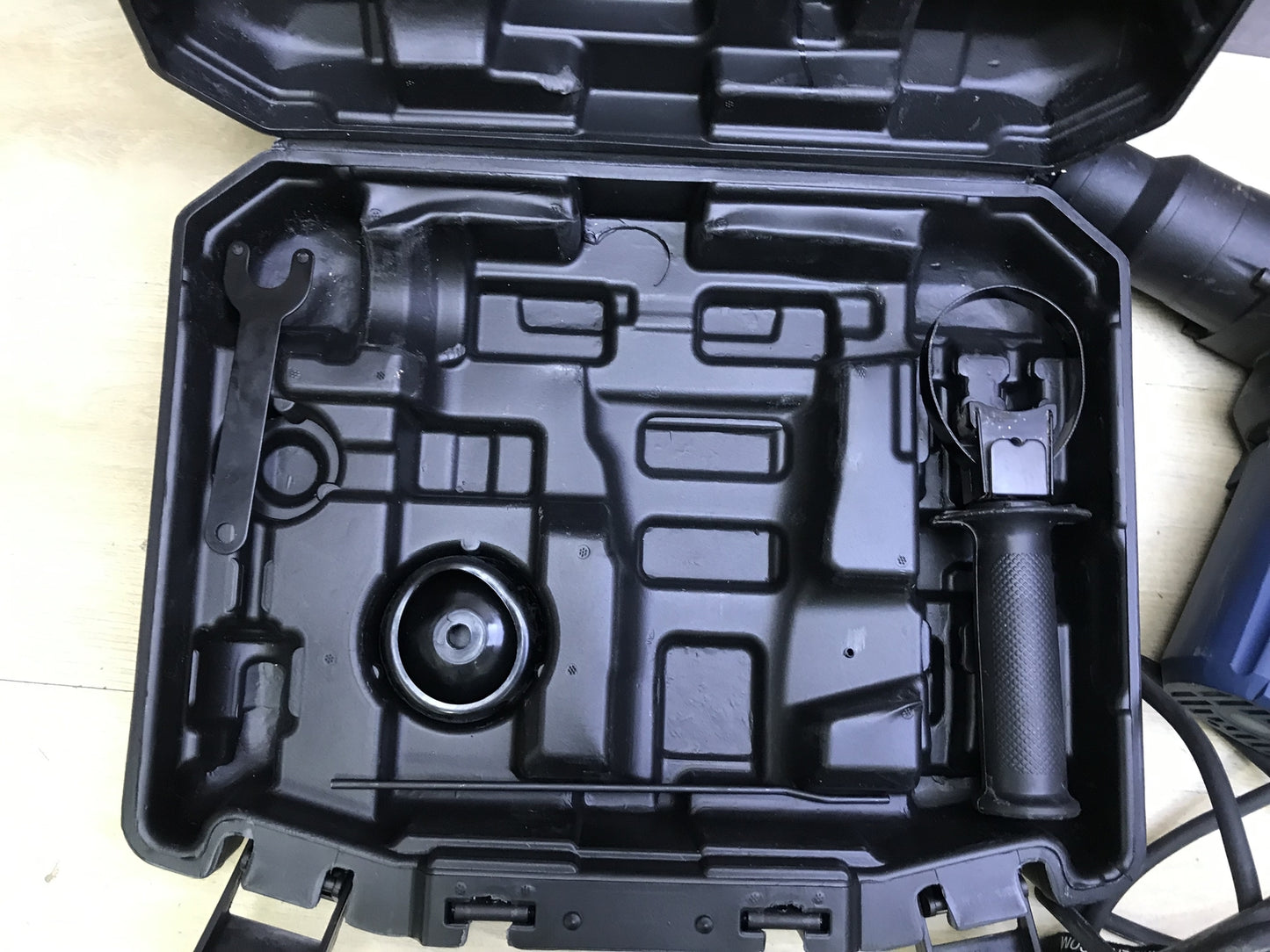 FERM HDM1028 hammer drill 850W, I32044