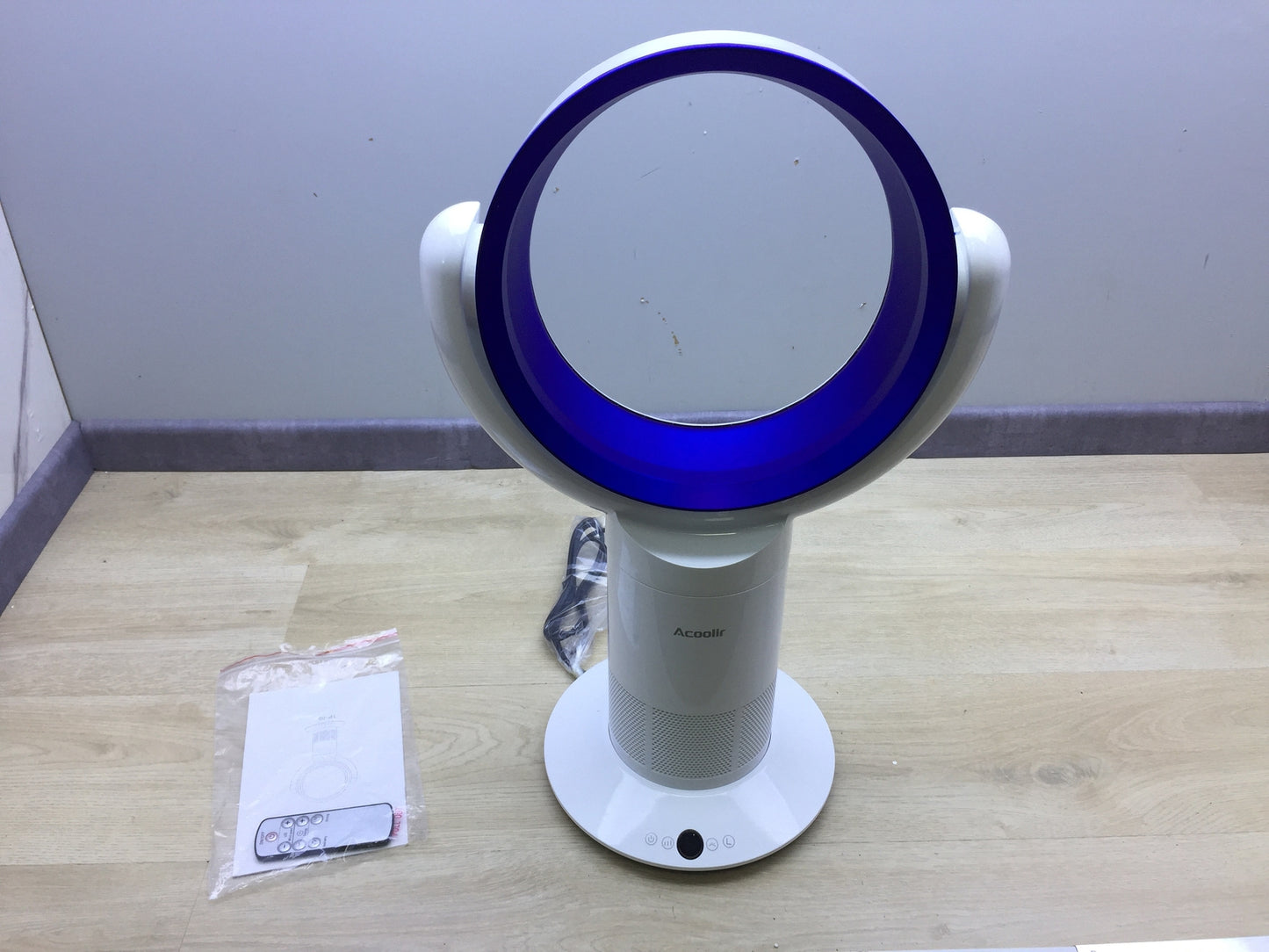 Acoolir TP03 pedestal fan, quiet tower fan with remote control, I19033