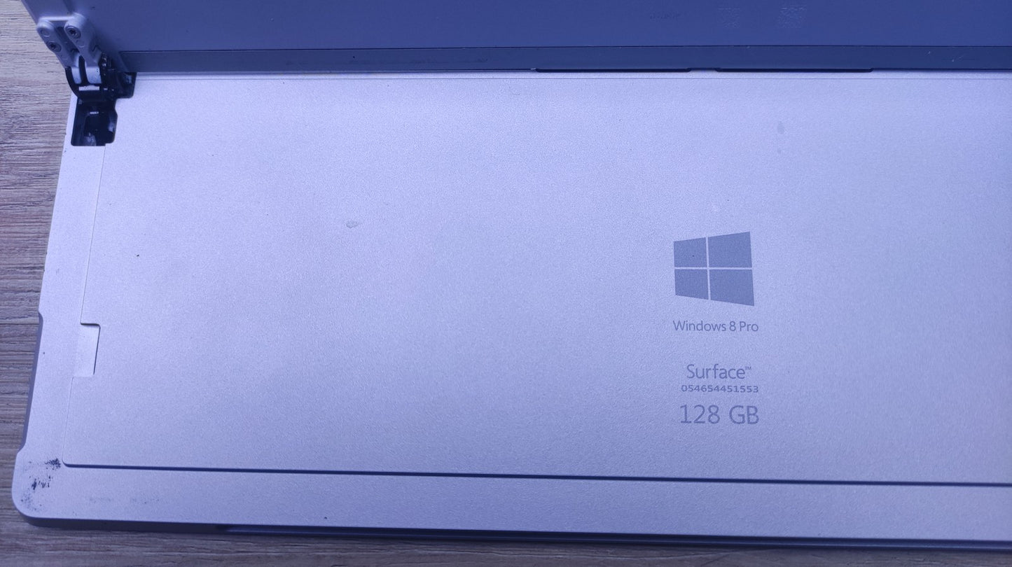 Microsoft Surface Pro 3 Tablet 12" Touch 2560x1440 Intel i5-4300U 4GB 256GB WiFi