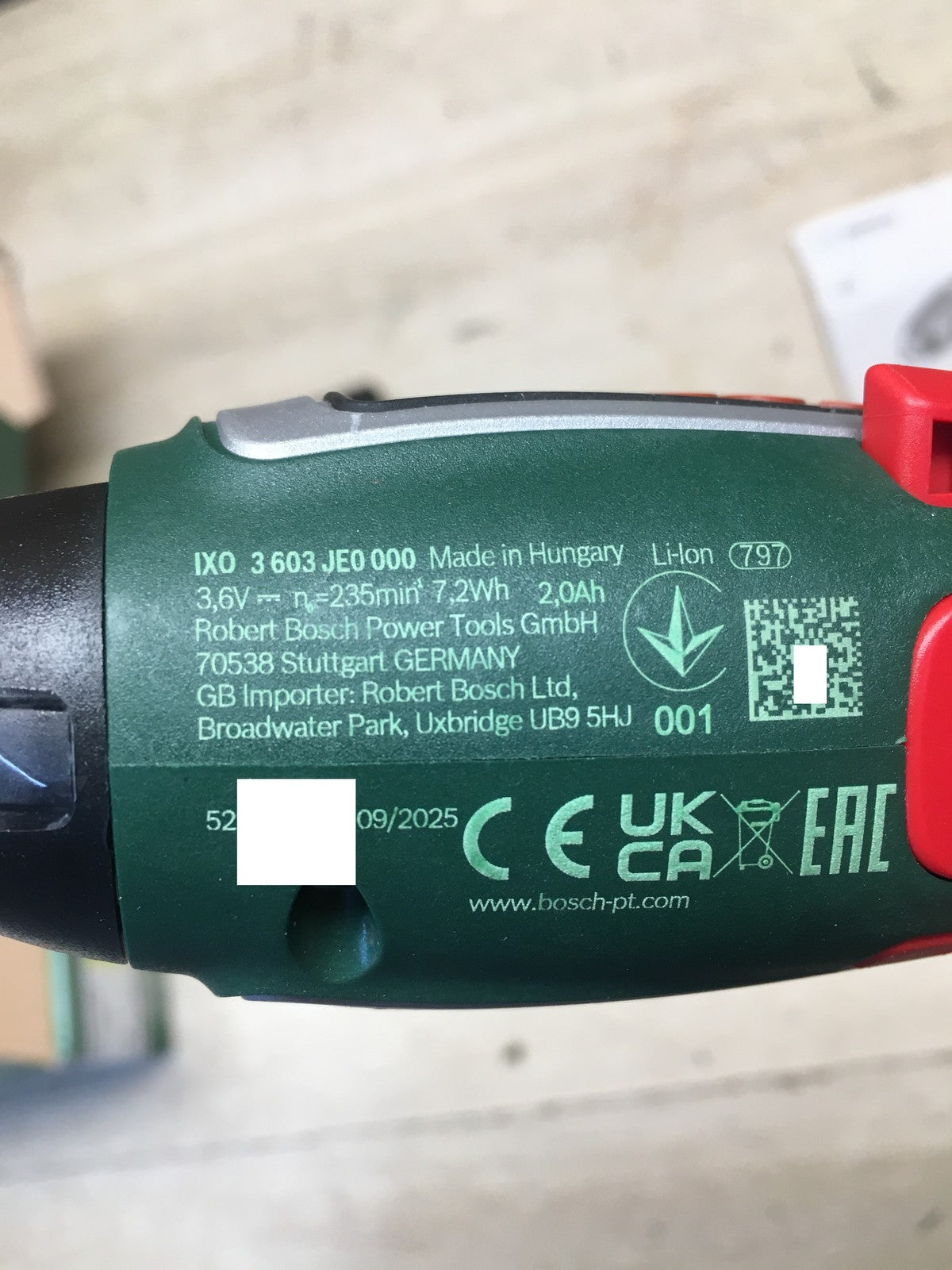 Bosch Akkuschrauber IXO, 7. Generation, 3,6V, 2,0Ah, 5,5Nm, I38084