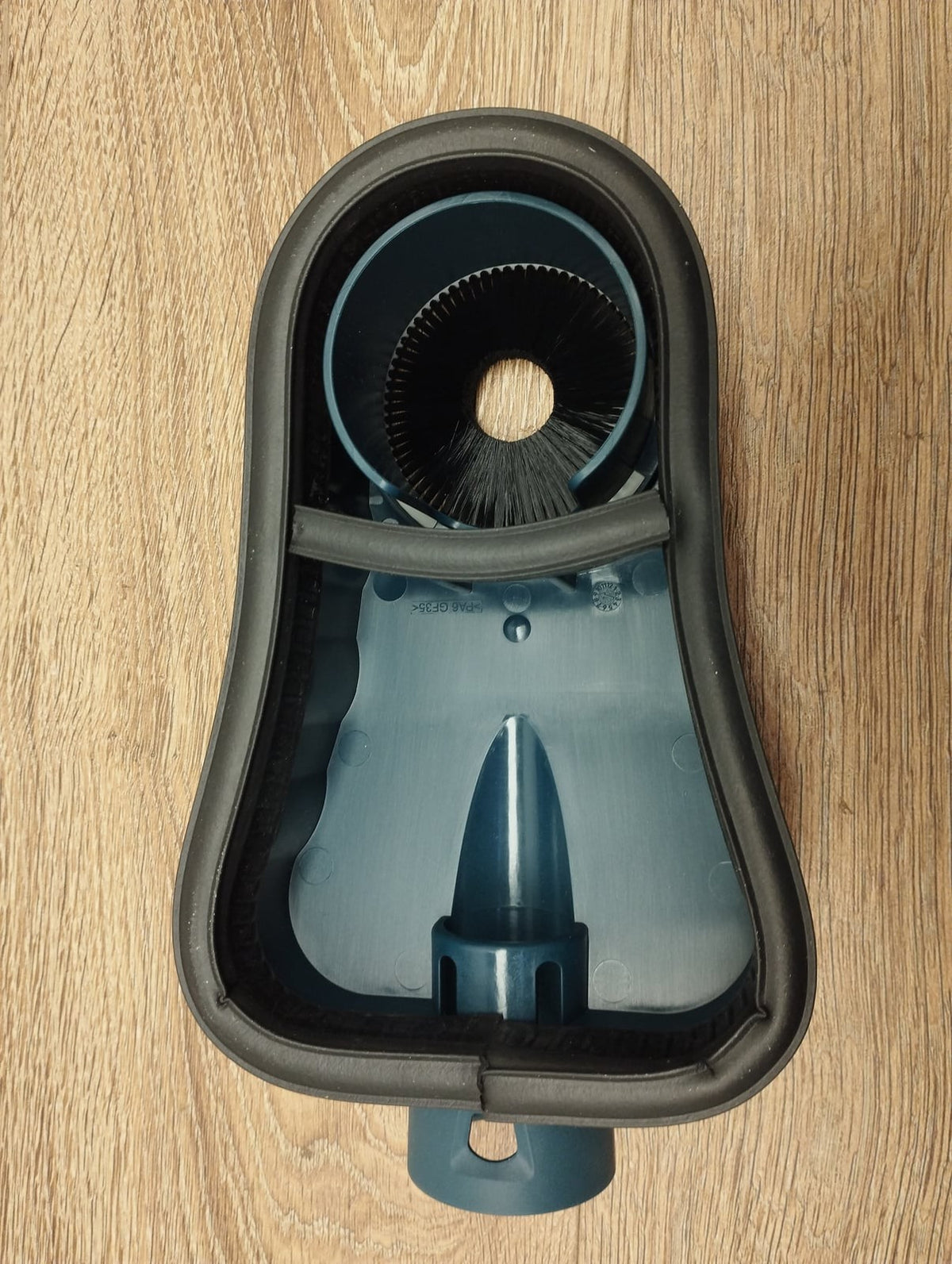Bosch Professional GDE 68 Staubabsaugung Bohrkronen Absaugvorrichtung 68 mm