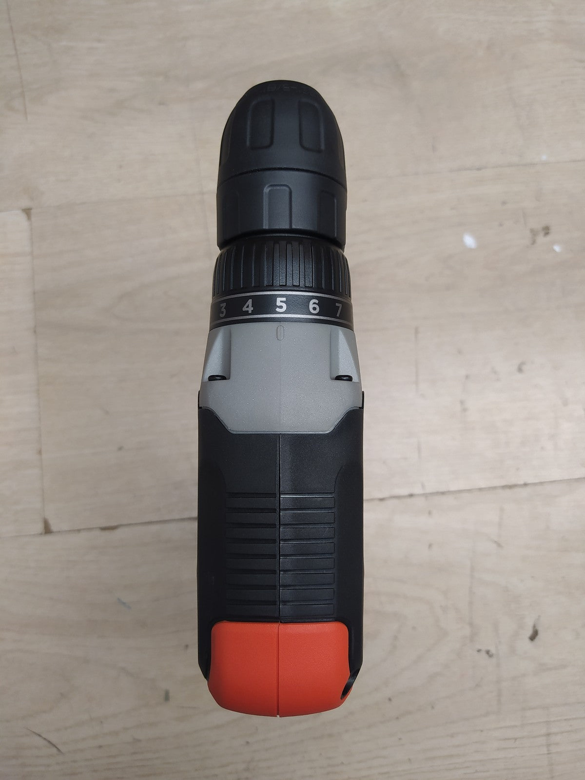 Black+Decker Akku-Bohrschrauber BCD001C1, inkl. Ladegerät und Akku, I37845