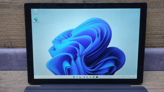 Microsoft Surface Pro 7 Tablet 12.3" Touch 2736x1824 Intel i5-1035G4 8GB 256GB