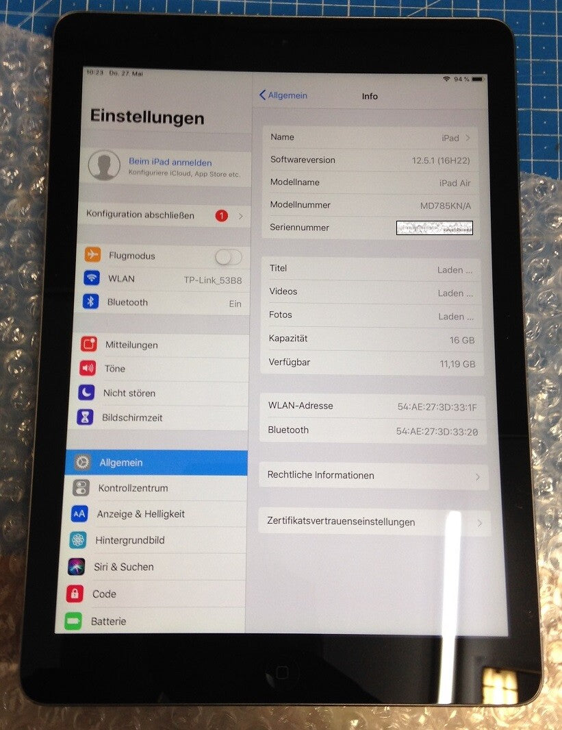 Apple iPad Air 16GB Tablet 9.7 Zoll WiFi Space Gray (MD785KN/A)