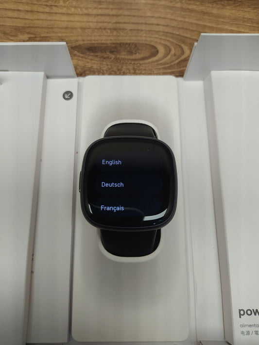 Fitbit Versa 4 Aktivitätstracker FB523, Schwarz, I39218