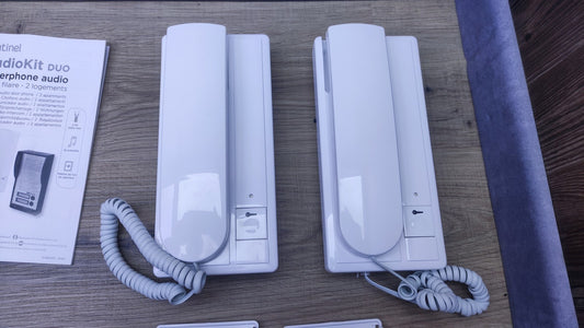 SCS Sentinel PAF0007 Türsprechanlage für 2 Wohnungen AudioKit Duo, I37104