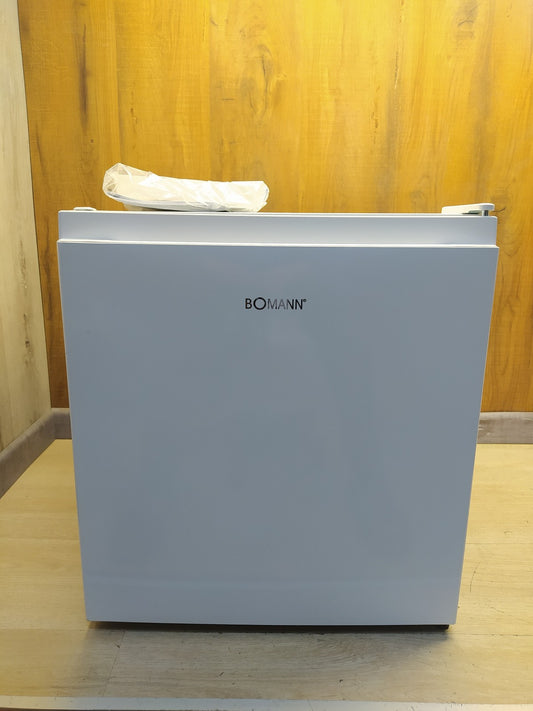 Bomann KB 7245 weiß Mini Kühlschrank 45L mit Gefrierfach, I38853