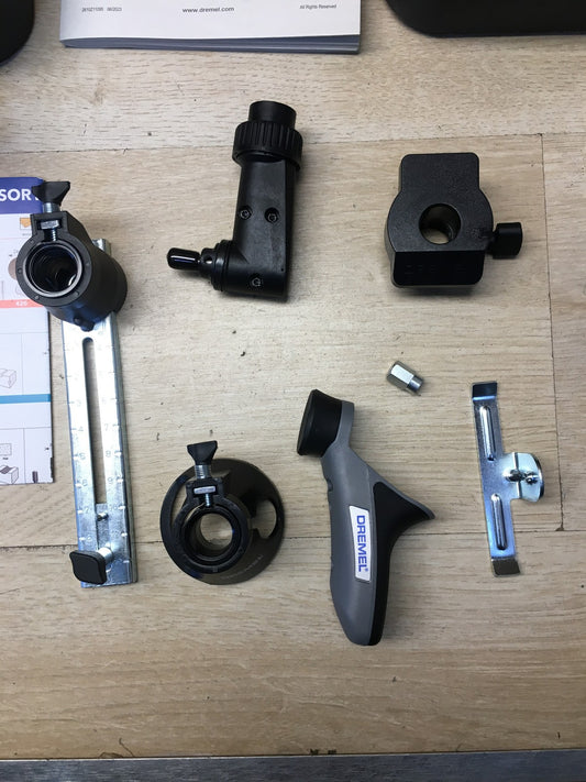 Dremel 4250 Multifunktionswerkzeug Set, 175W, I38396