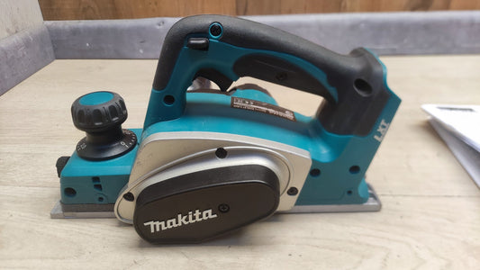 Makita DKP180Z Akku-Hobel Solo, 18 V, 82 mm, I38201