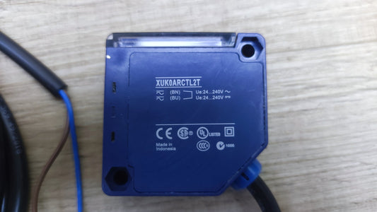Schneider XUK0ARCTL2T Sensor Osiris XUK, Sender, Sn 0-30m, I36139