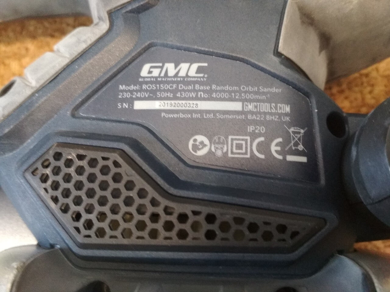 GMC ROS150CF Exzenterschleifer und Polierer 430 W DEFEKT! Y06952