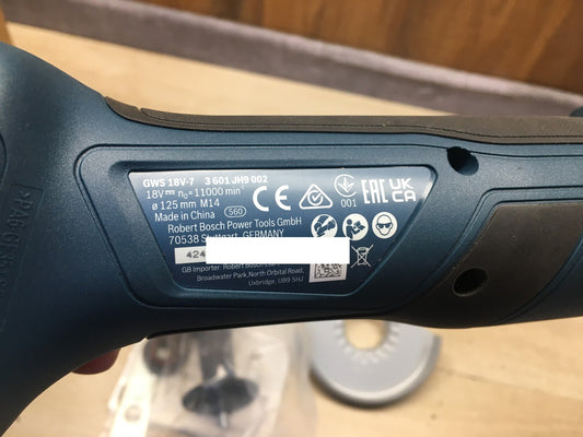 Bosch Professional Akku-Winkelschleifer GWS 18V-7 Solo, 125mm, I40858