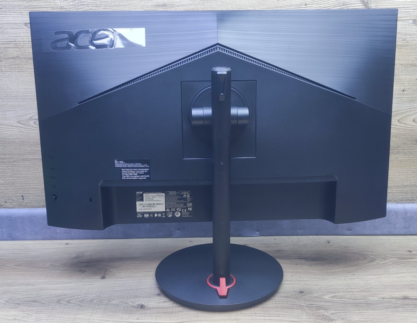 Acer Nitro XV272UV3bmiiprx Monitor 27" WQHD 2560x1440 IPS AMD FreeSync 180Hz OC
