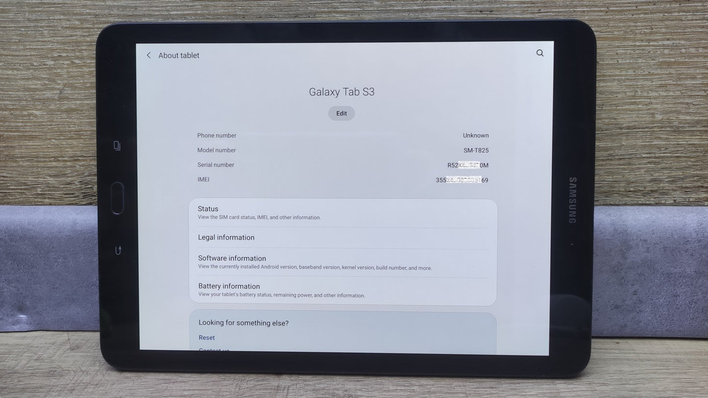 Samsung Galaxy Tab S3 Tablet 9.7" 32GB Flash LTE + WiFi USB-C schwarz SM-T825