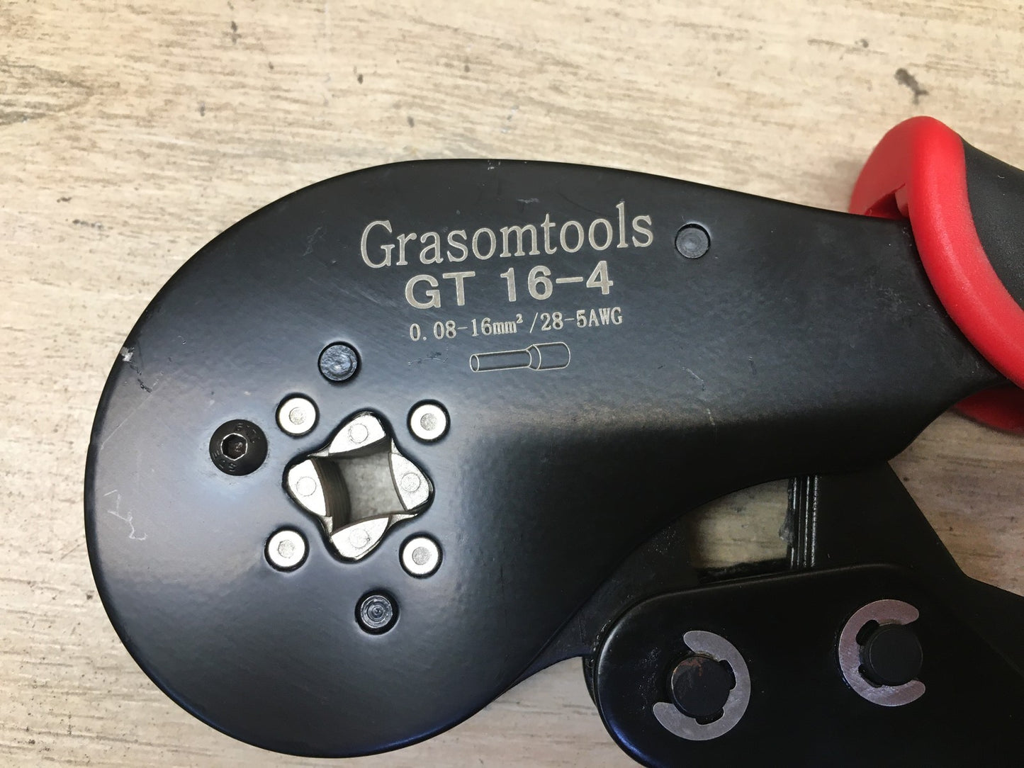 Grasomtools GT 16-4 Ratschen-Crimpzange, 0,08-16mm²/ 28-5 AWG, I39986