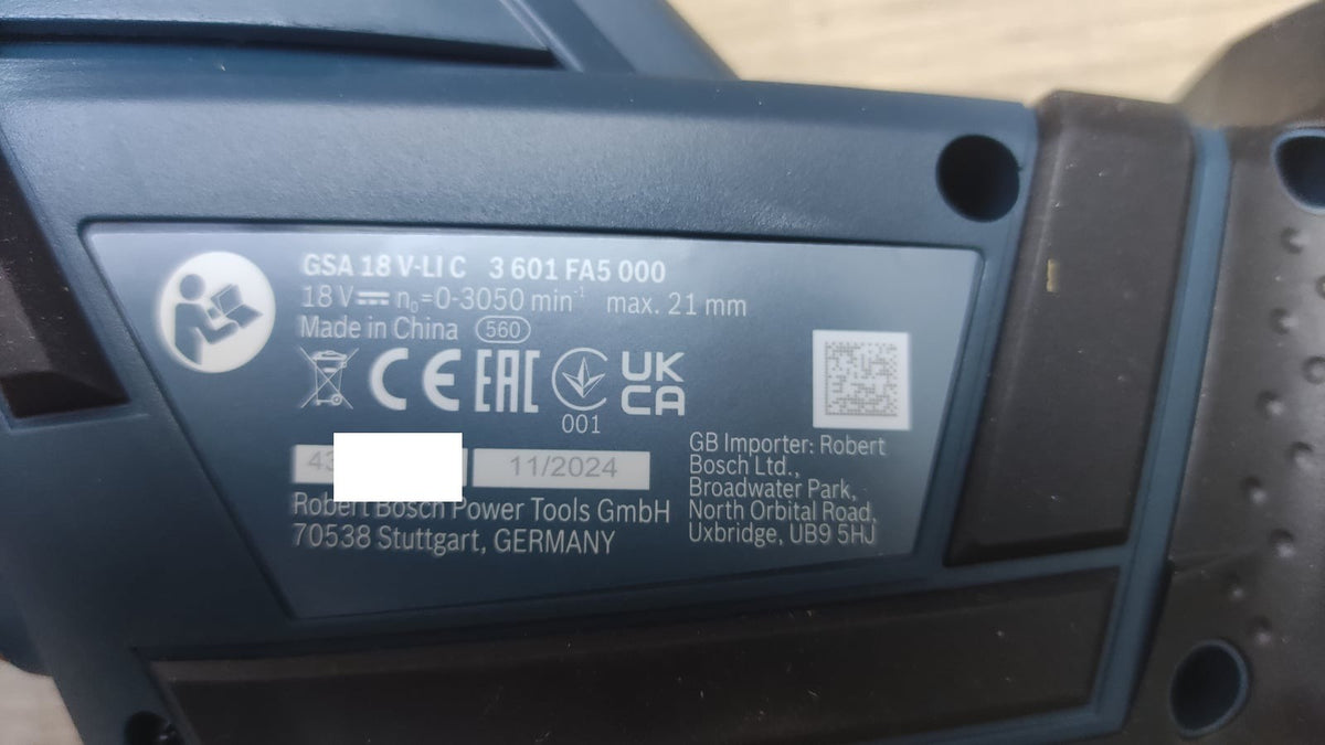 Bosch Professional 18V System Akku-Säbelsäge GSA 18 V-LI C solo
