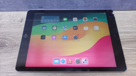 Apple iPad 128GB Tablet 9.7 Zoll LTE + WiFi Space Gray 6. Gen A1954 LOCKED